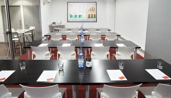 Coworking Girona, Sala de formación para 16 personas, Riudellots de la Selva