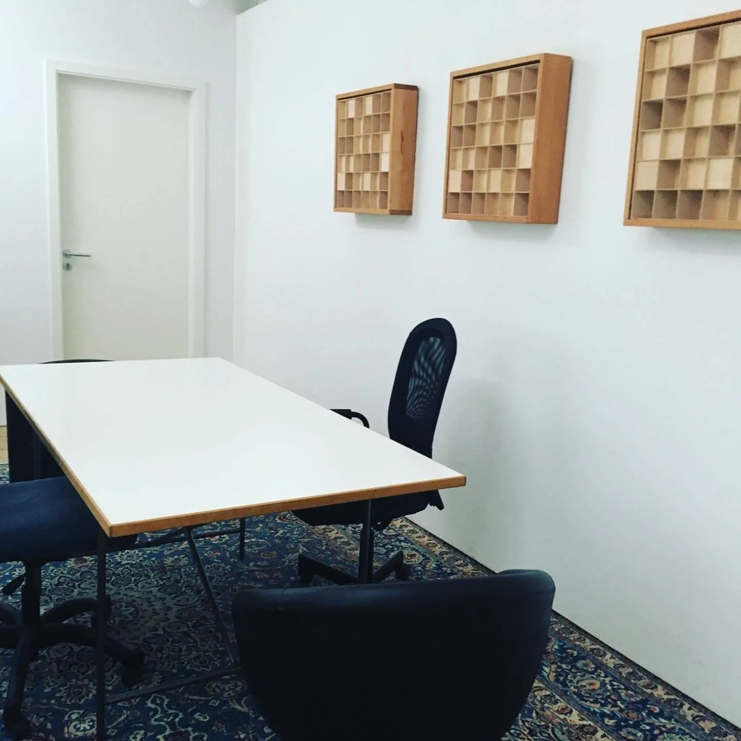 Coworking Glashaus, Besprechungsraum für 3 Personen, Berlin