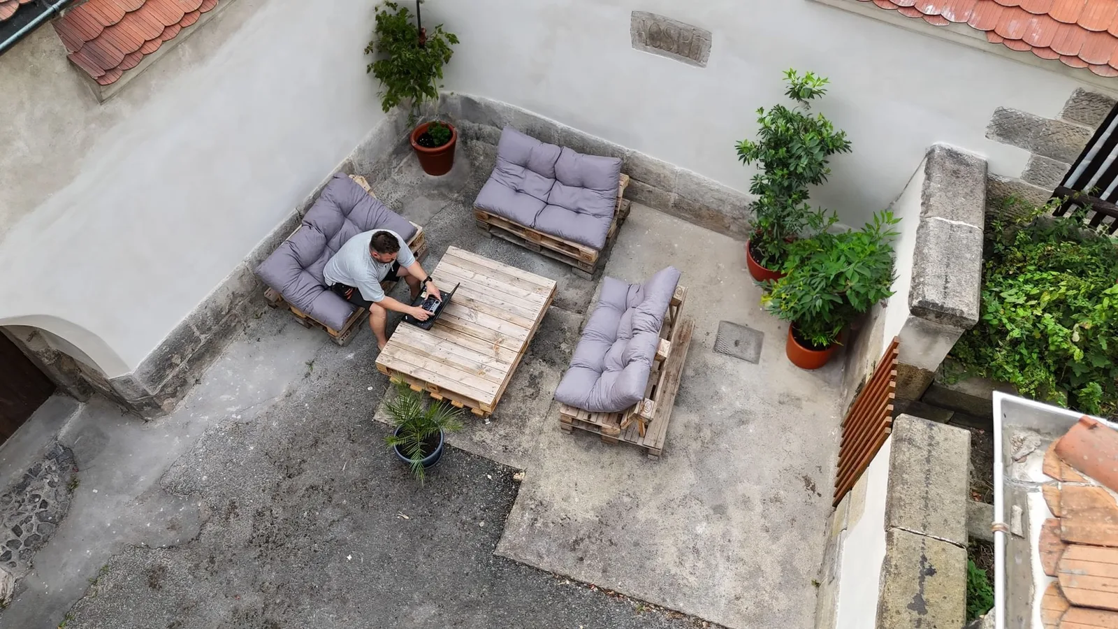 Coworking im Dreiländereck, Terrace and outdoor space, Zittau