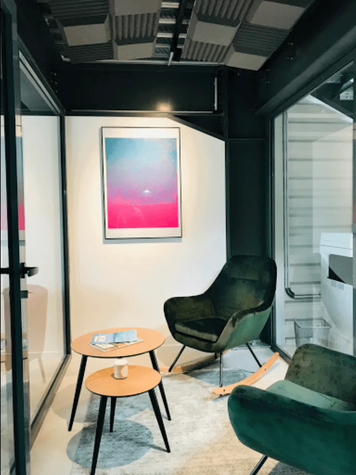 Coworking Investone, Phone booth, La Ciotat