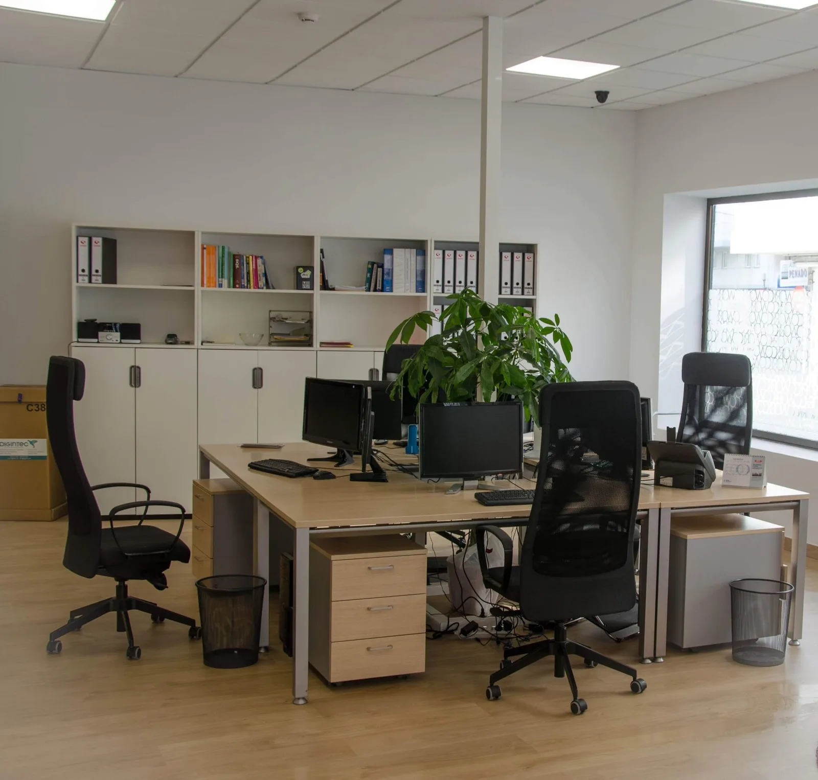 Coworking Kastel, Bureau privatif 4 postes, Lugo