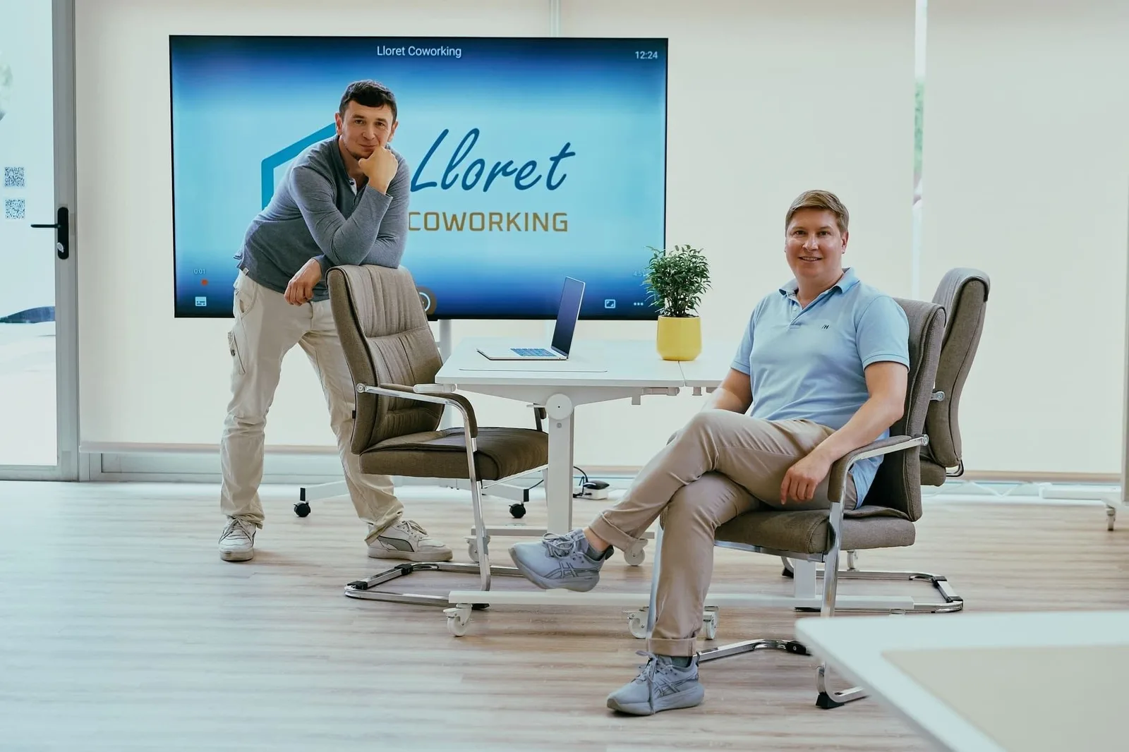 Coworking Lloret, Sala de reuniones para 3 personas, Lloret de Mar