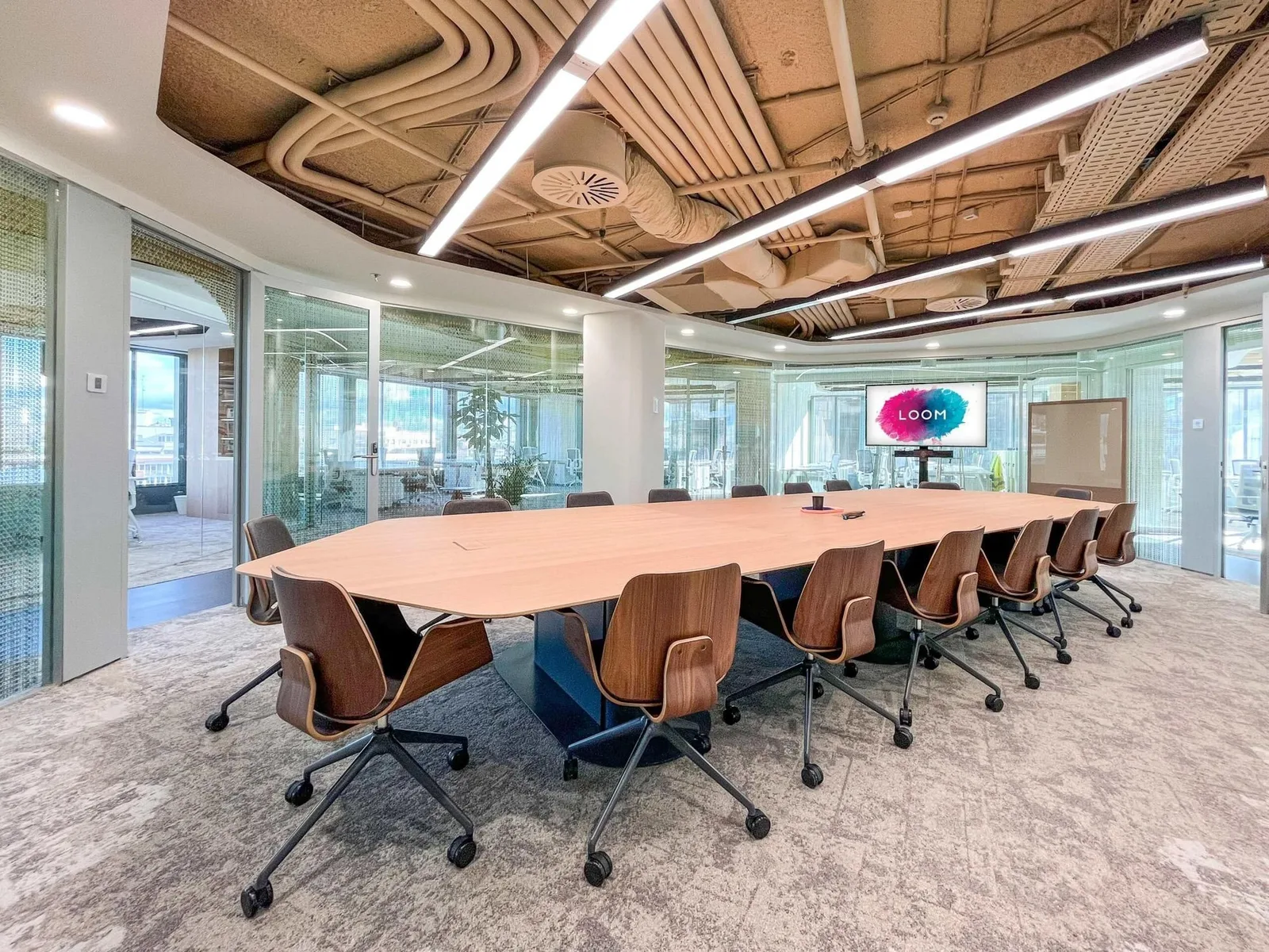 Coworking Loom Castellana 85, Meeting room for 14 people, Madrid