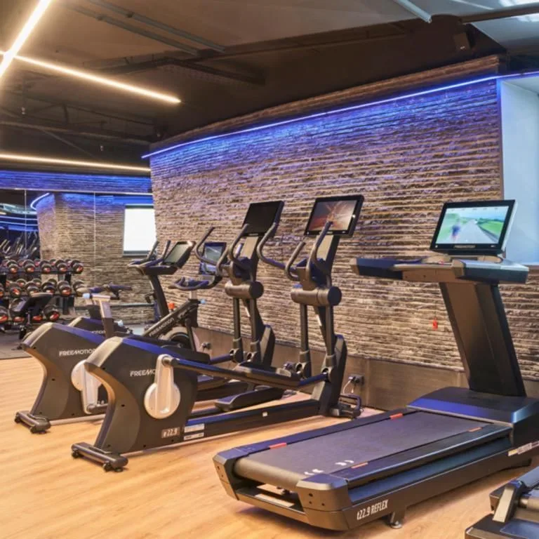 Coworking Loom Glories, Fitness room, Barcelona
