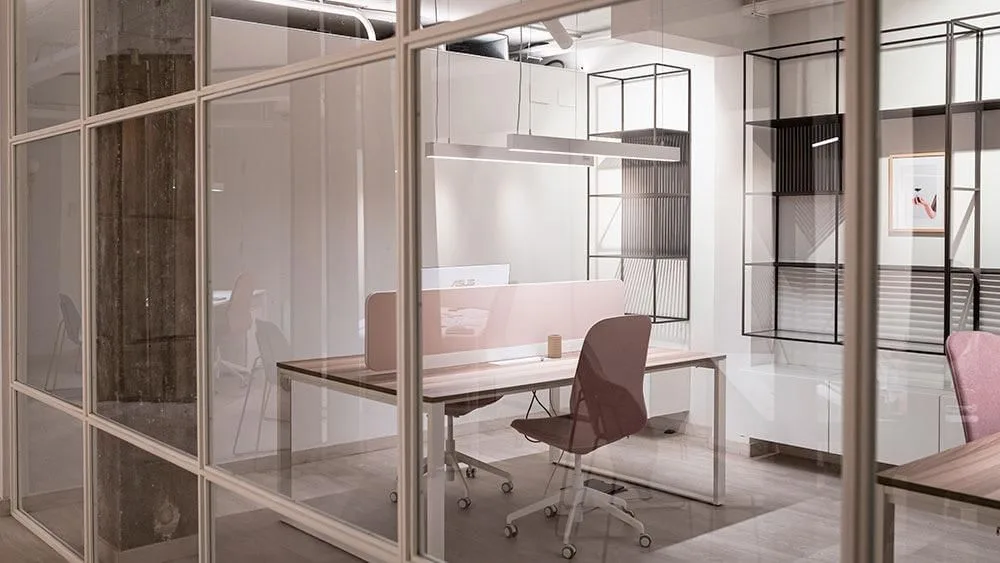 Coworking La Plaza, Escritório privativo com 4 postos, Sant Boi de Llobregat