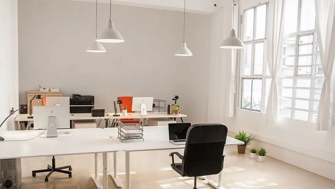 Coworking Poblenou, Despacho privado con 4 puestos, Barcelona