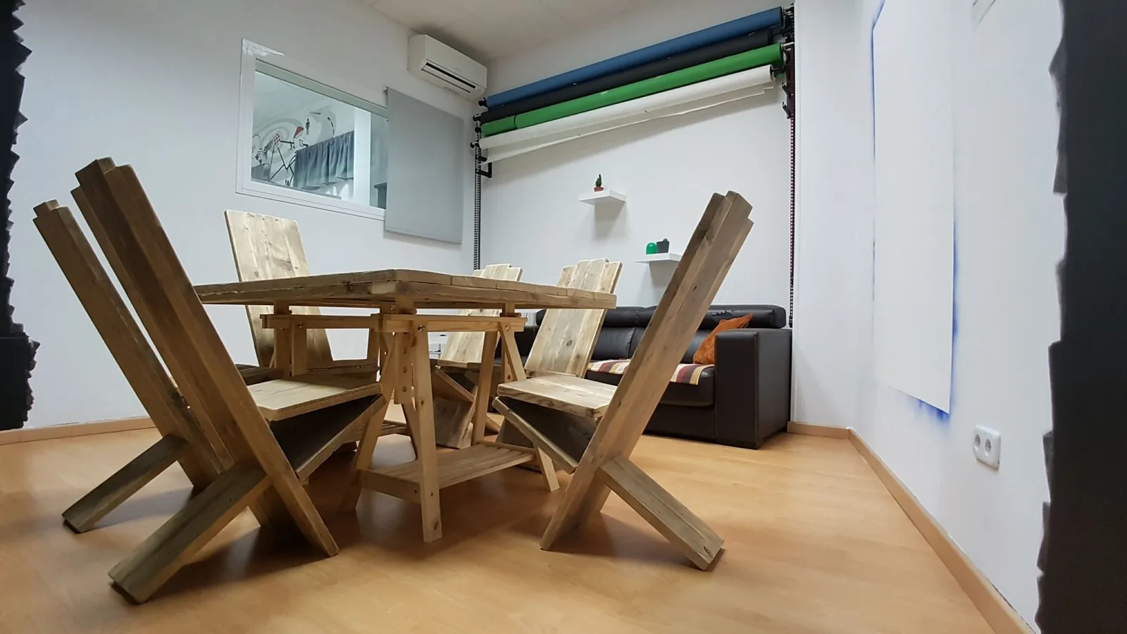 Coworking Robleco, Meeting room for 6 people, Madrid