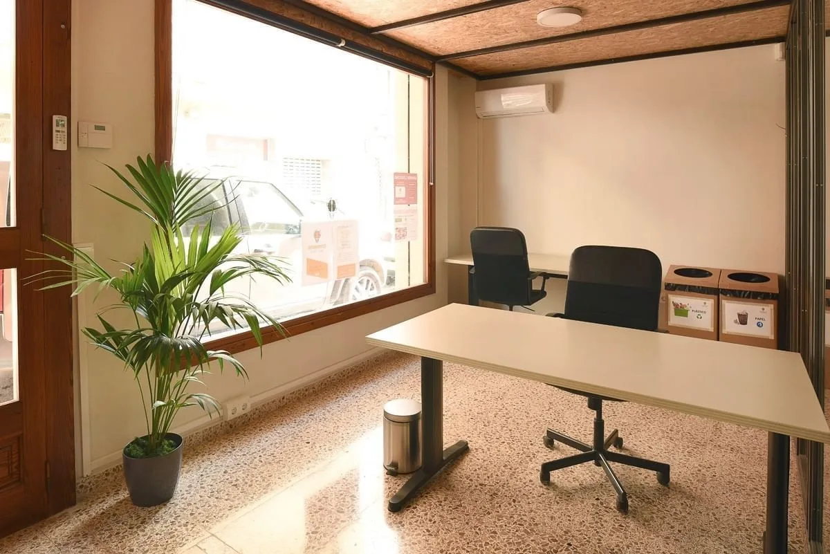 Coworking Santa Eulalia, Bureau privatif 3 postes, Santa Eulària des Riu
