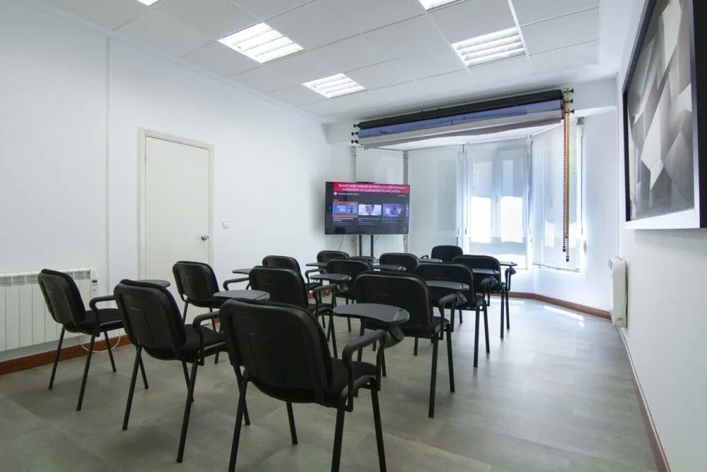 Coworking Santander, Sala de formación para 12 personas, Santander