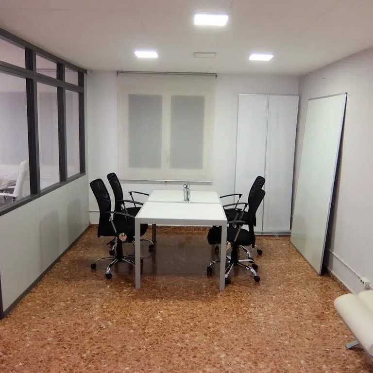 Coworking Sants Estació, Bureau privatif 4 postes, Barcelone
