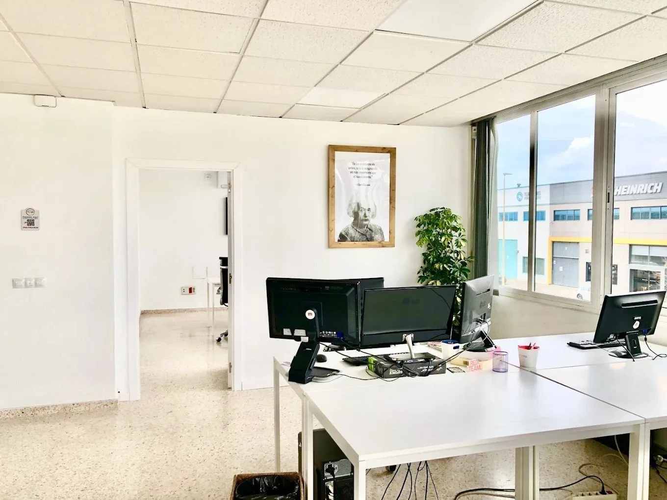 Coworking Sevilla, Despacho privado con 4 puestos, Sevilla