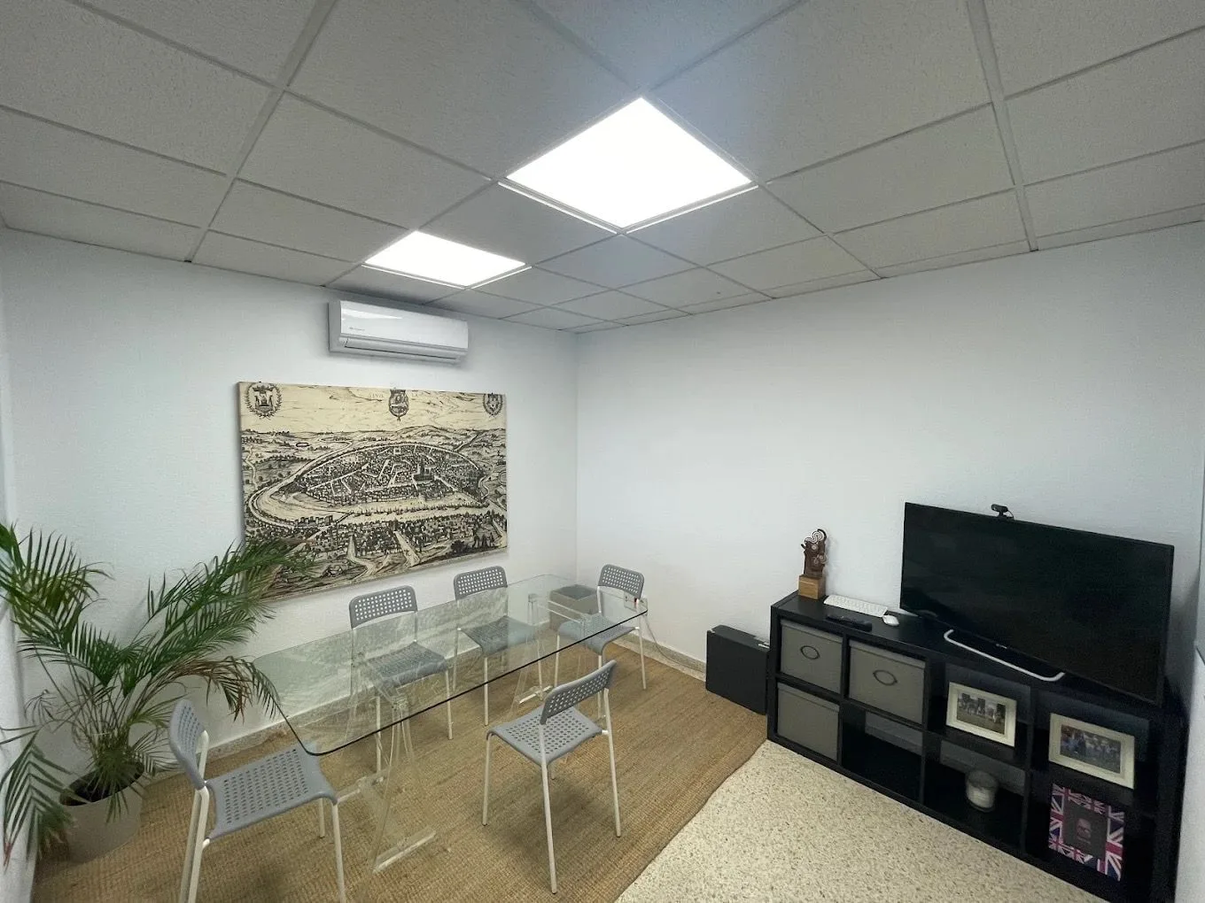 Coworking Sevilla, Sala de reuniones para 6 personas, Sevilla
