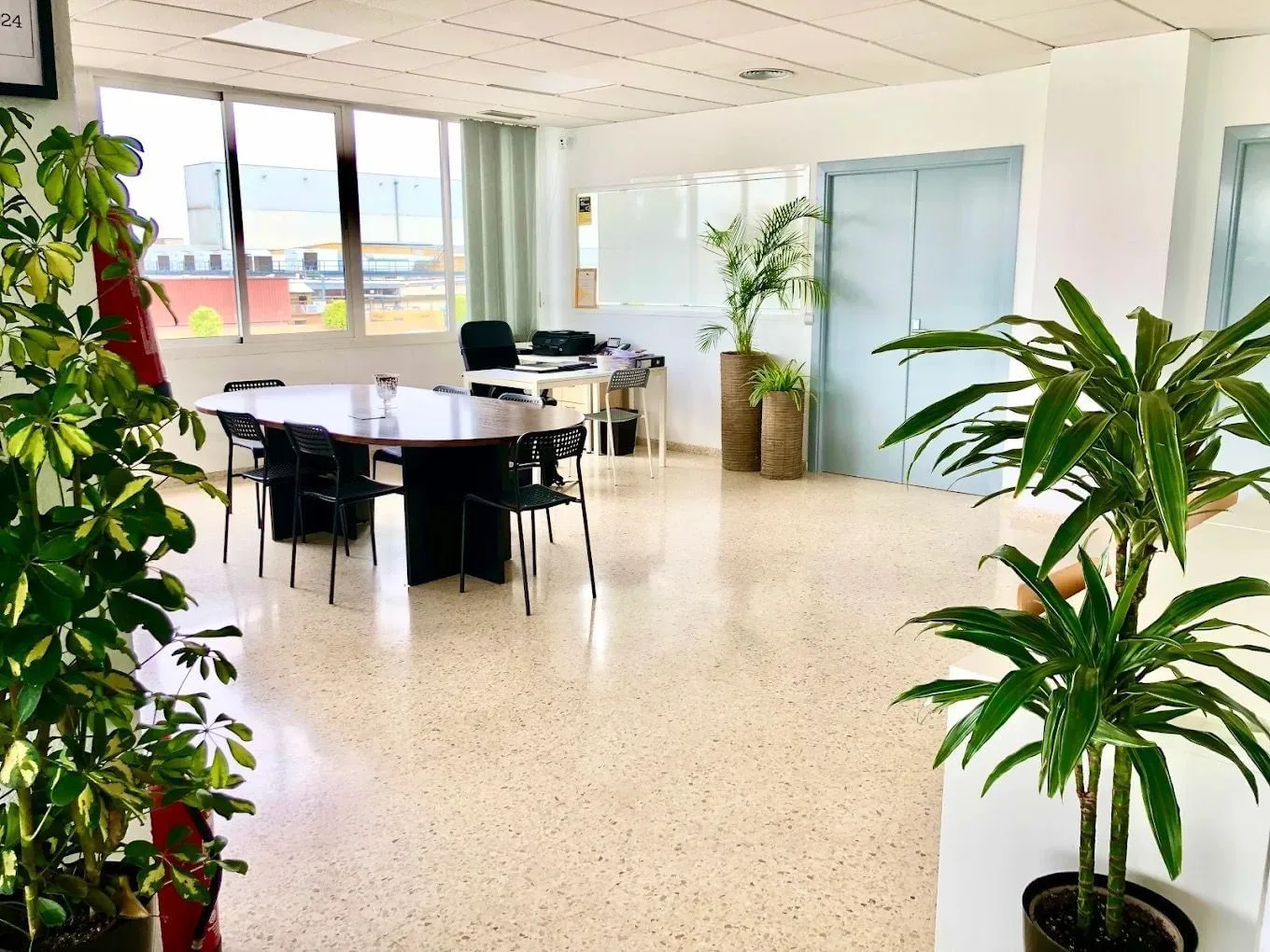 Coworking Sevilla, Sala de reuniones para 6 personas, Sevilla