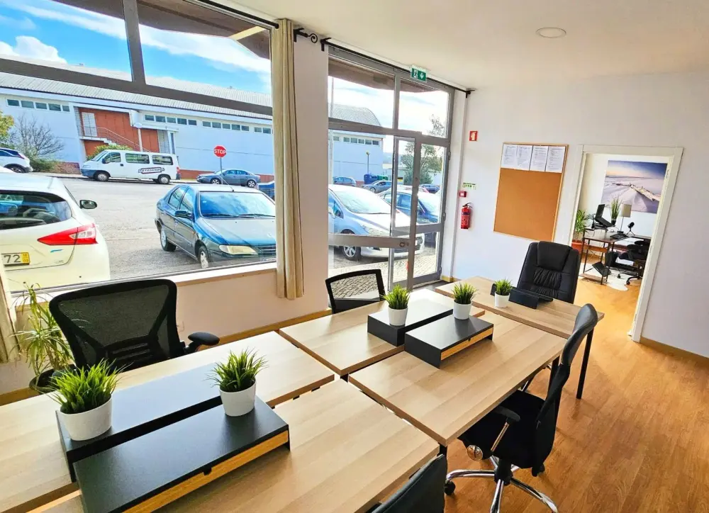 Coworking Space Alcobaça, Individual Box / Day Pass, Alcobaça