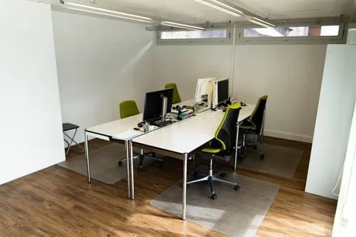 Coworking Space Computer Coach, Privatbüro mit 4 Arbeitsplätzen, Wichtrach