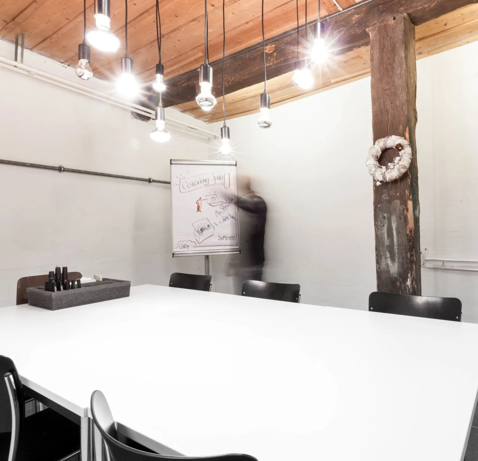 Coworking Steckborn, Besprechungsraum für 6 Personen, Steckborn