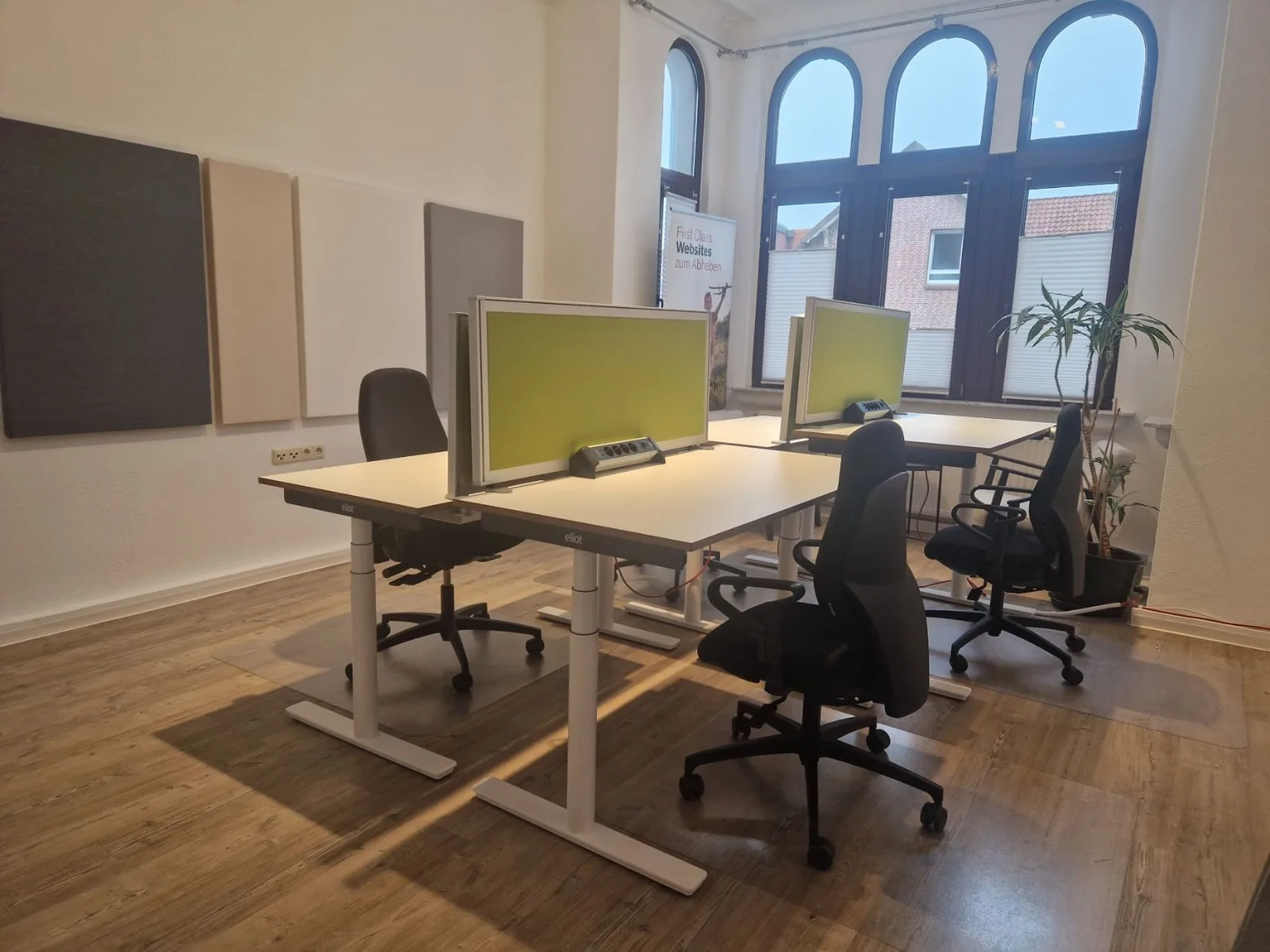 Coworking Varel, Privatbüro mit 4 Arbeitsplätzen, Varel