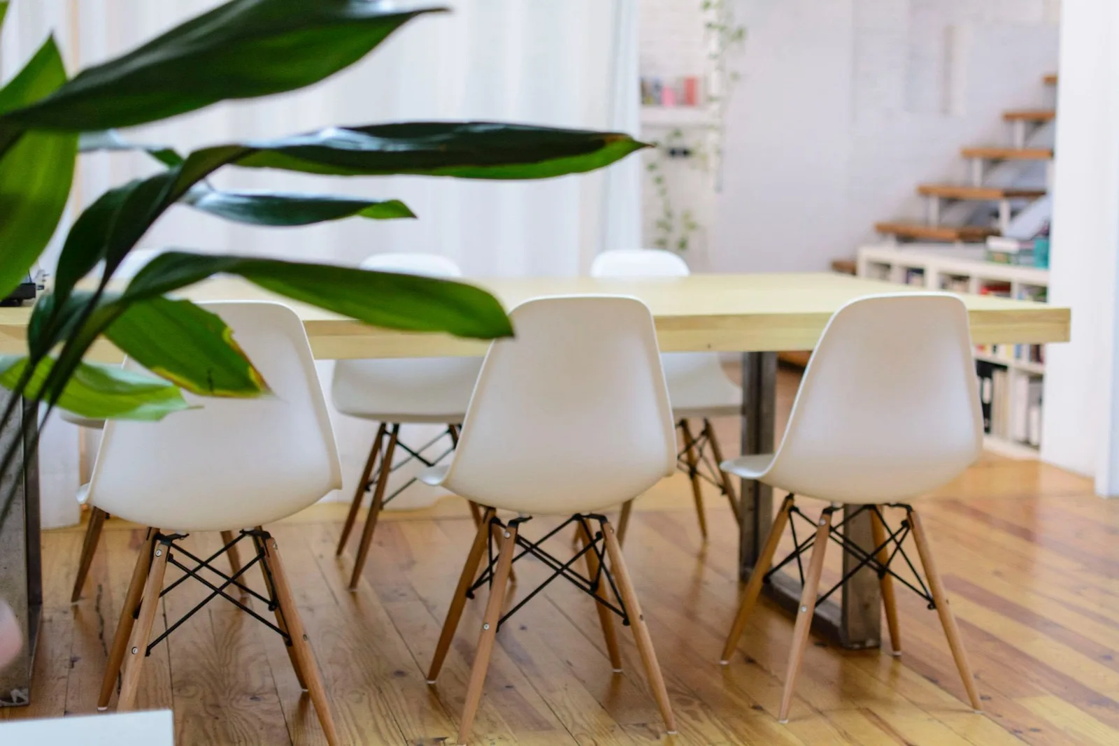Coworking La Variable, Sala de reuniones para 6 personas, Granada
