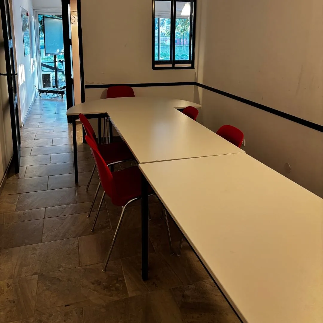 CRÉA'CUBATOR Fréjus, Meeting room for 6 people, Fréjus