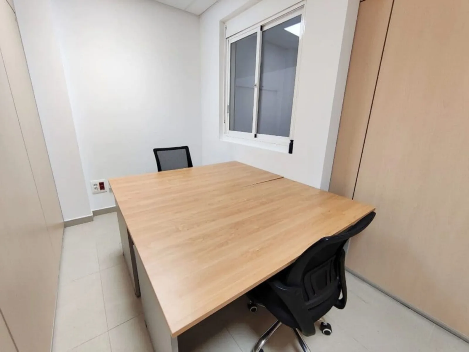 CREC Eixample Corsega, Despacho privado con 2 puestos, Barcelona