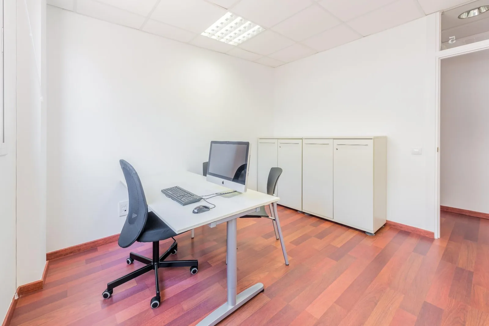 Creworking, Despacho privado con 1 puesto, Sitges