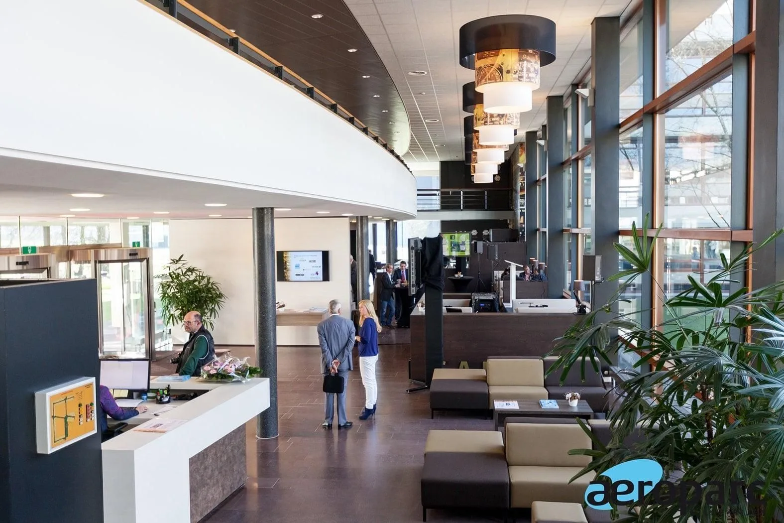 Crown Business Center Gilze-Rijen, Receptie, Rijen