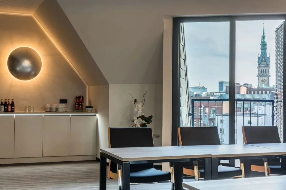 CS Business Center Hohe Bleichen, Besprechungsraum für 3 Personen, Hamburg