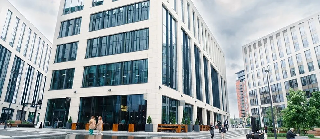 Cubo Leeds, Façade, Leeds
