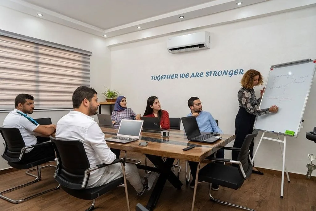 CWC Hub Coworking, Salle de réunion 6 personnes, Marrakech