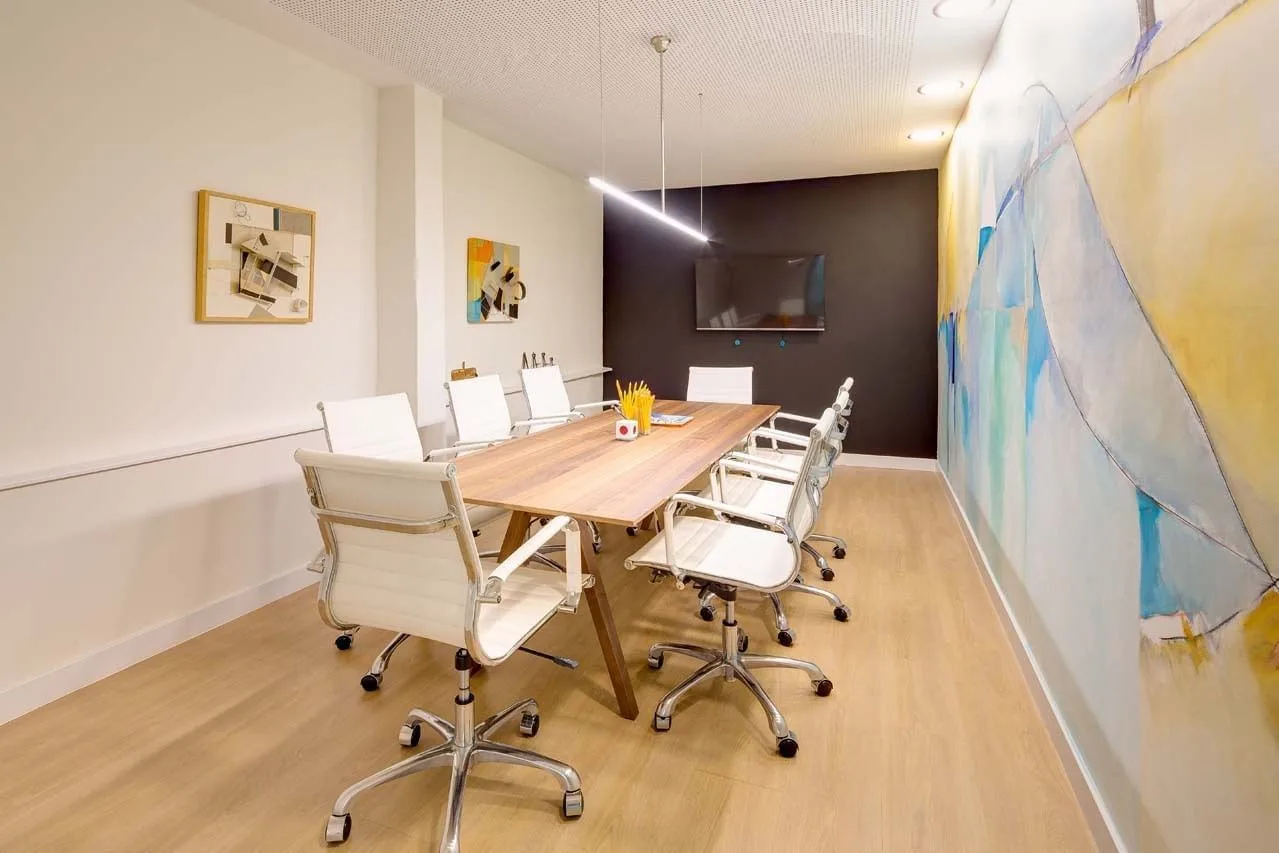 Cwork Sarrià, Meeting room for 8 people, Barcelona