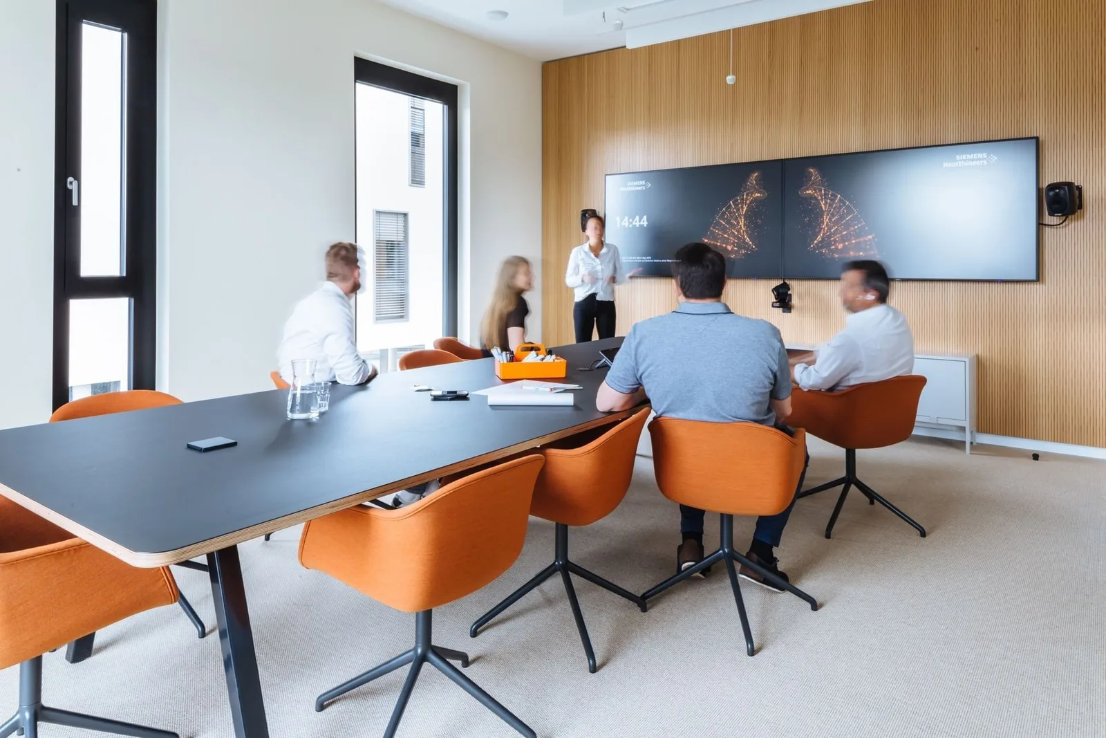Dark Horse Workspaces, Meeting room for 8 people, Berlin