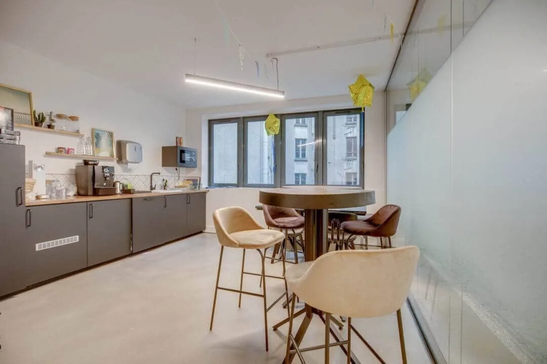 Deskeo Prony, Cuisine, Paris 17e