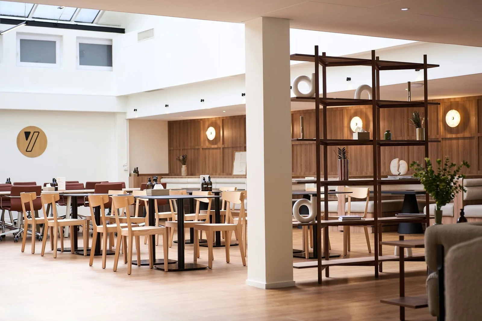 Deskeo Saint Pétersbourg, Cafétéria, Paris 8e