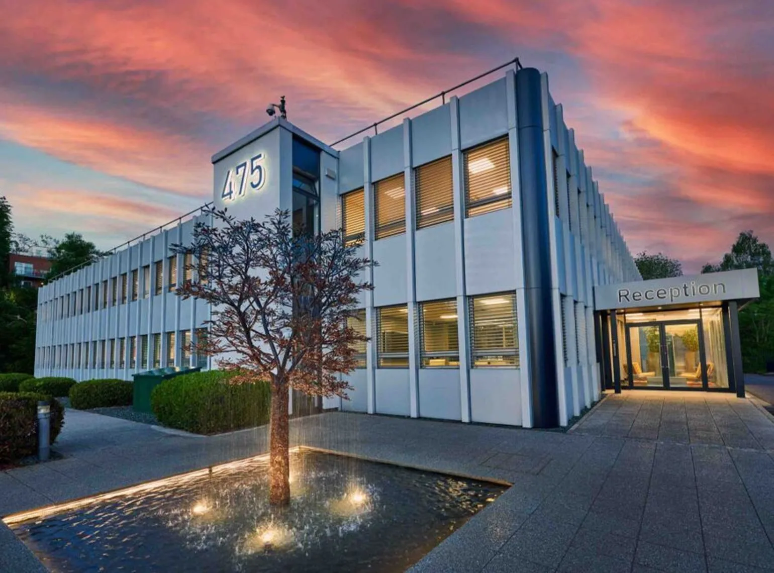 Dexter Group, Building facade, Whyteleafe