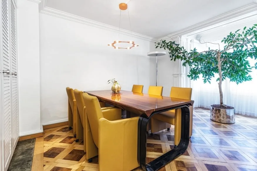 Diebust Gastro Treuhand GmbH, Meeting room for 8 people, Zurich