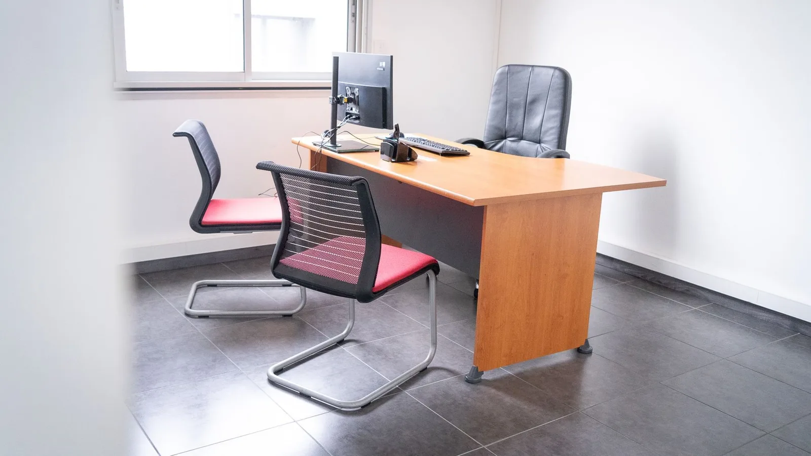 Dispoburo Saint Herblain, Bureau privatif 1 poste, Saint-Herblain