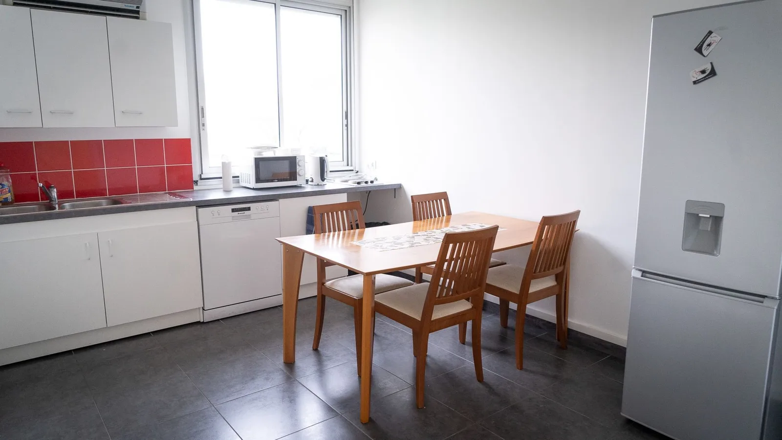 Dispoburo Saint Herblain, Cuisine, Saint-Herblain