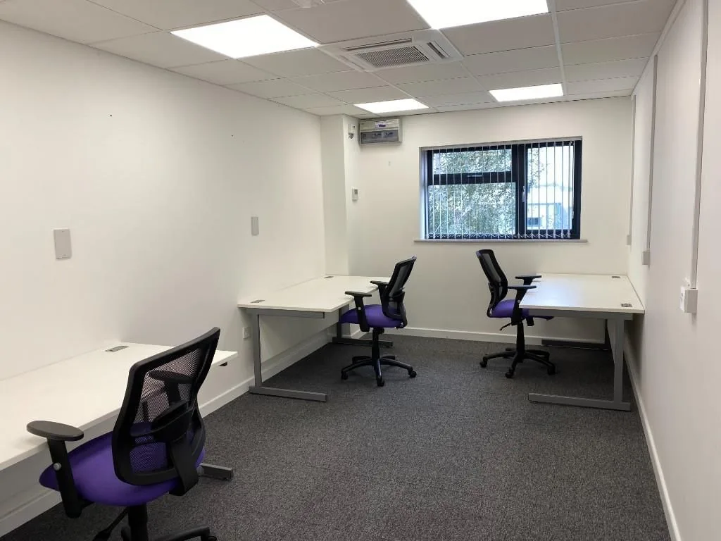 Diss Business Hub, Bureau privatif 3 postes, Diss