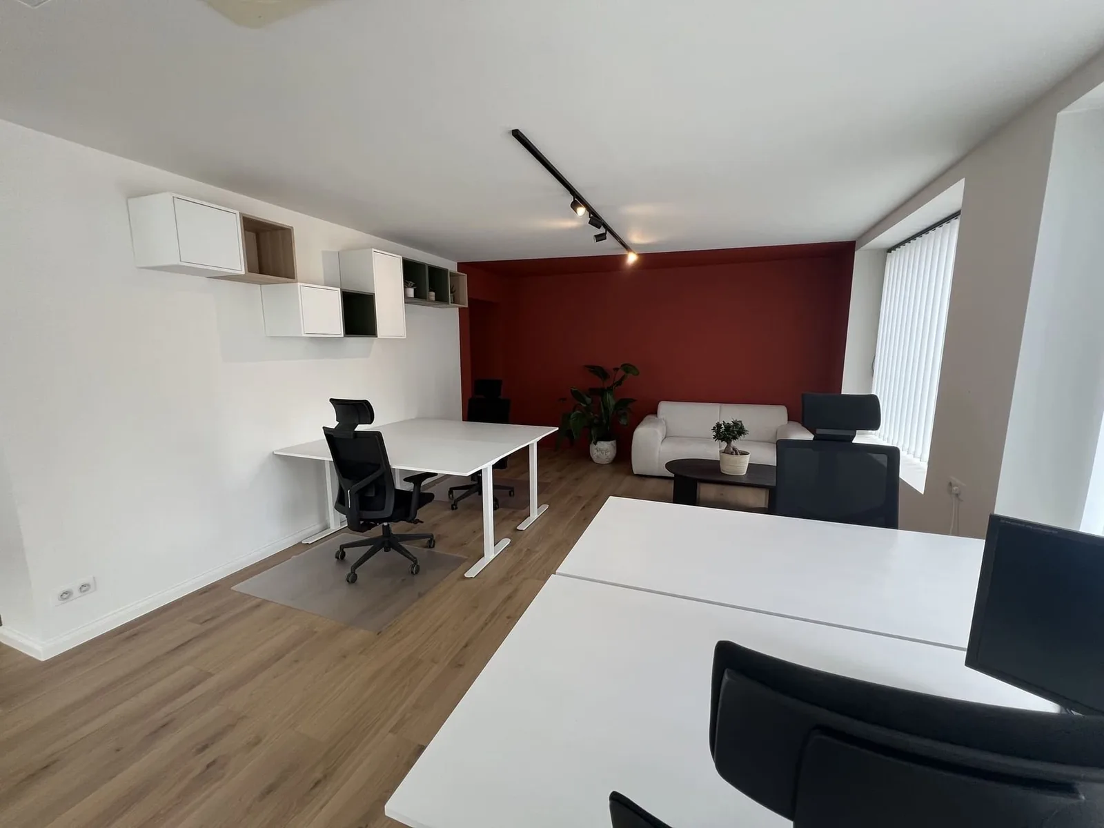 Dottwork, Privékantoor met 4 werkplekken, Mouscron