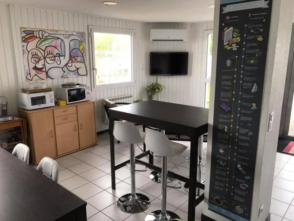 eComwork, Kitchen, Cournon-d'Auvergne