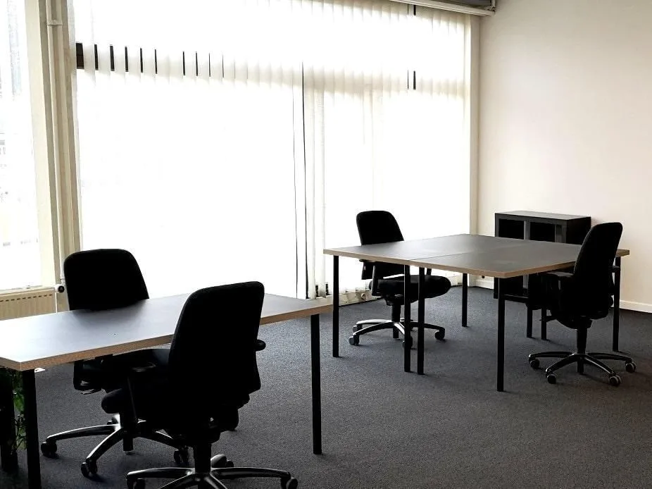 Edegem-Office, Bureau privatif 4 postes, Edegem