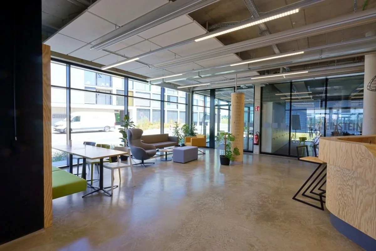 Einstein1 Digitales Gründerzentrum, Reception, Hof