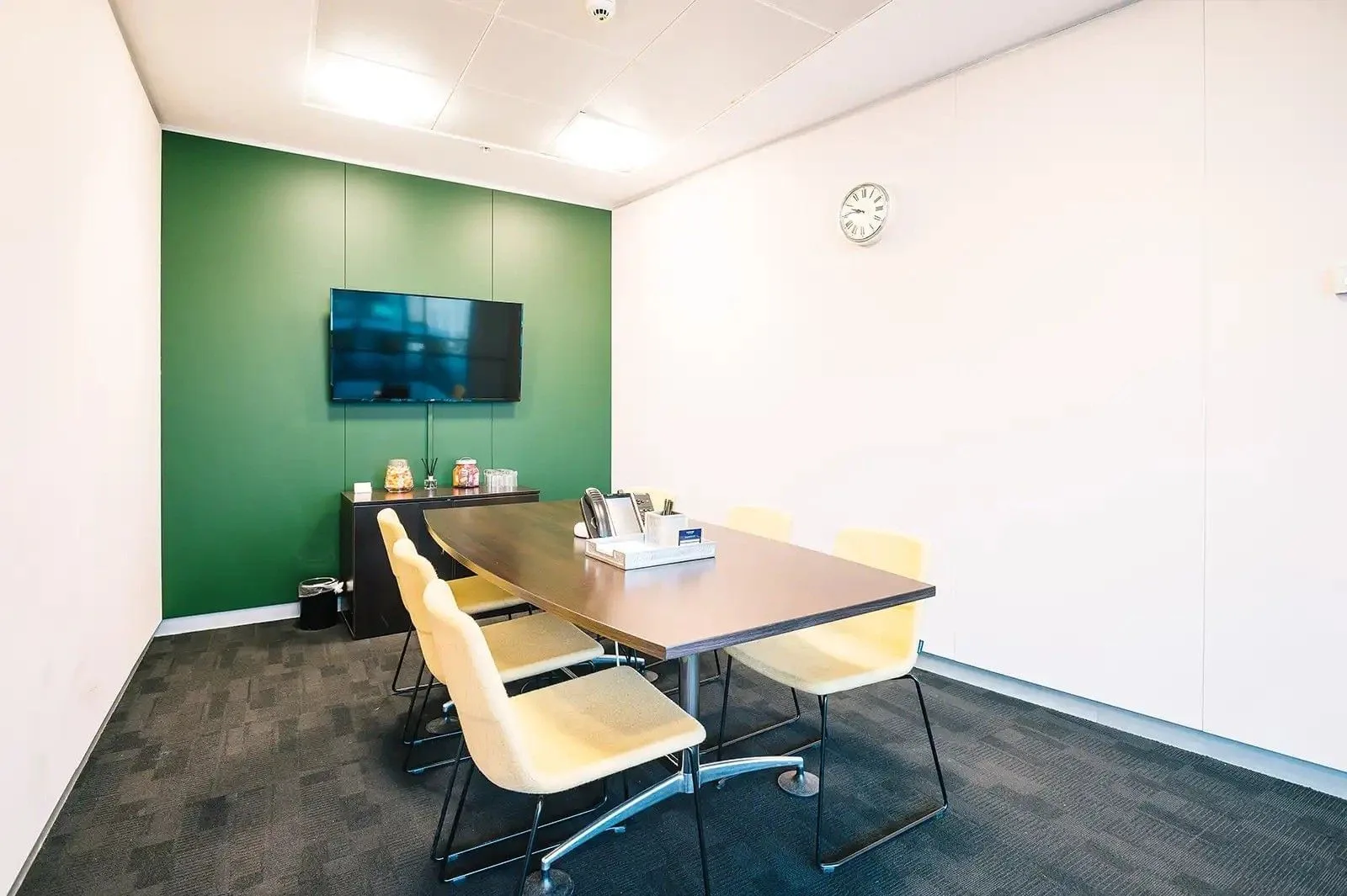 Elementa Workspace - Chancery Place, Meeting room for 6 people, Manchester