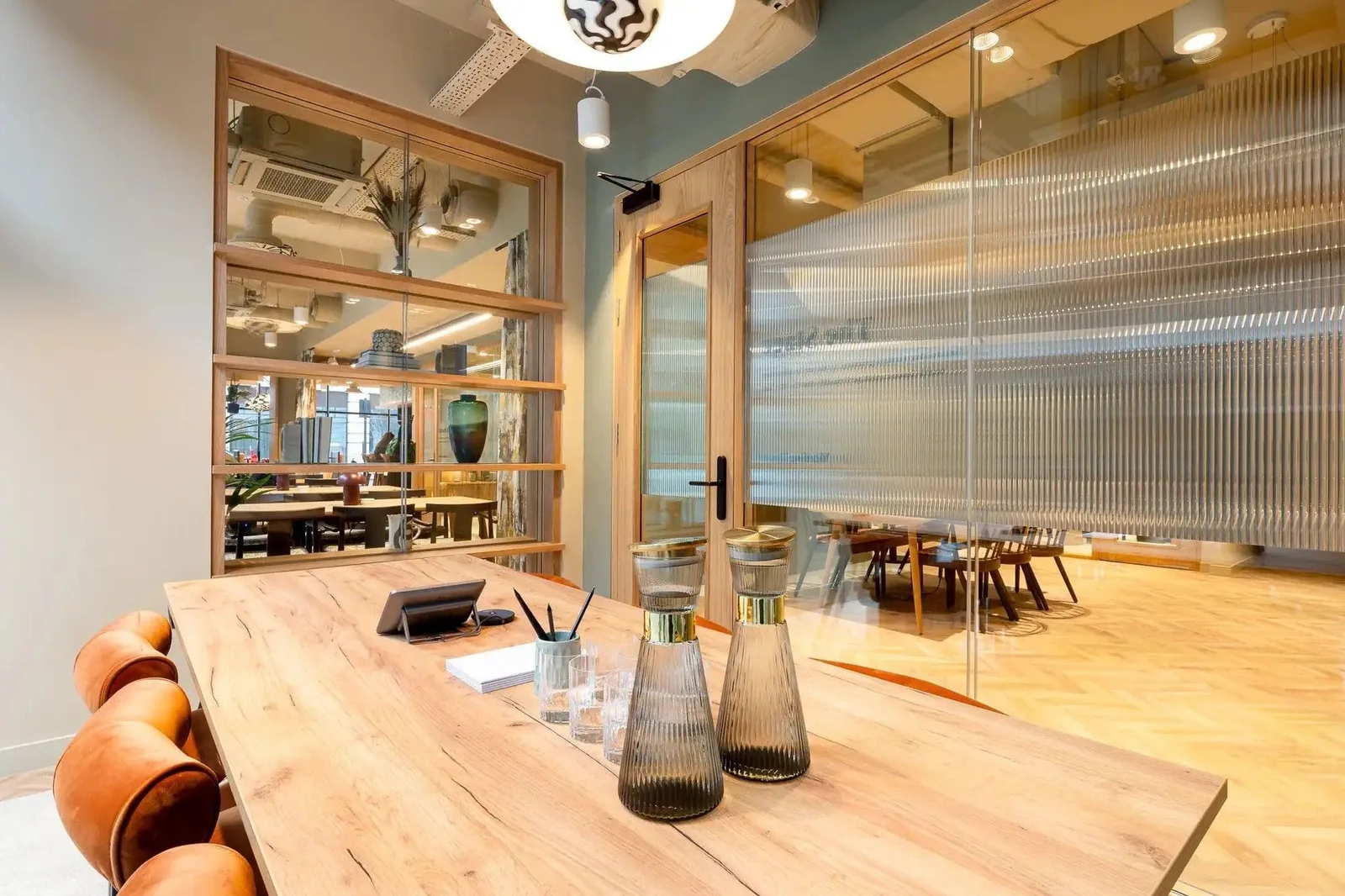 Elementa Workspace - Wogan House, Meeting room for 6 people, London
