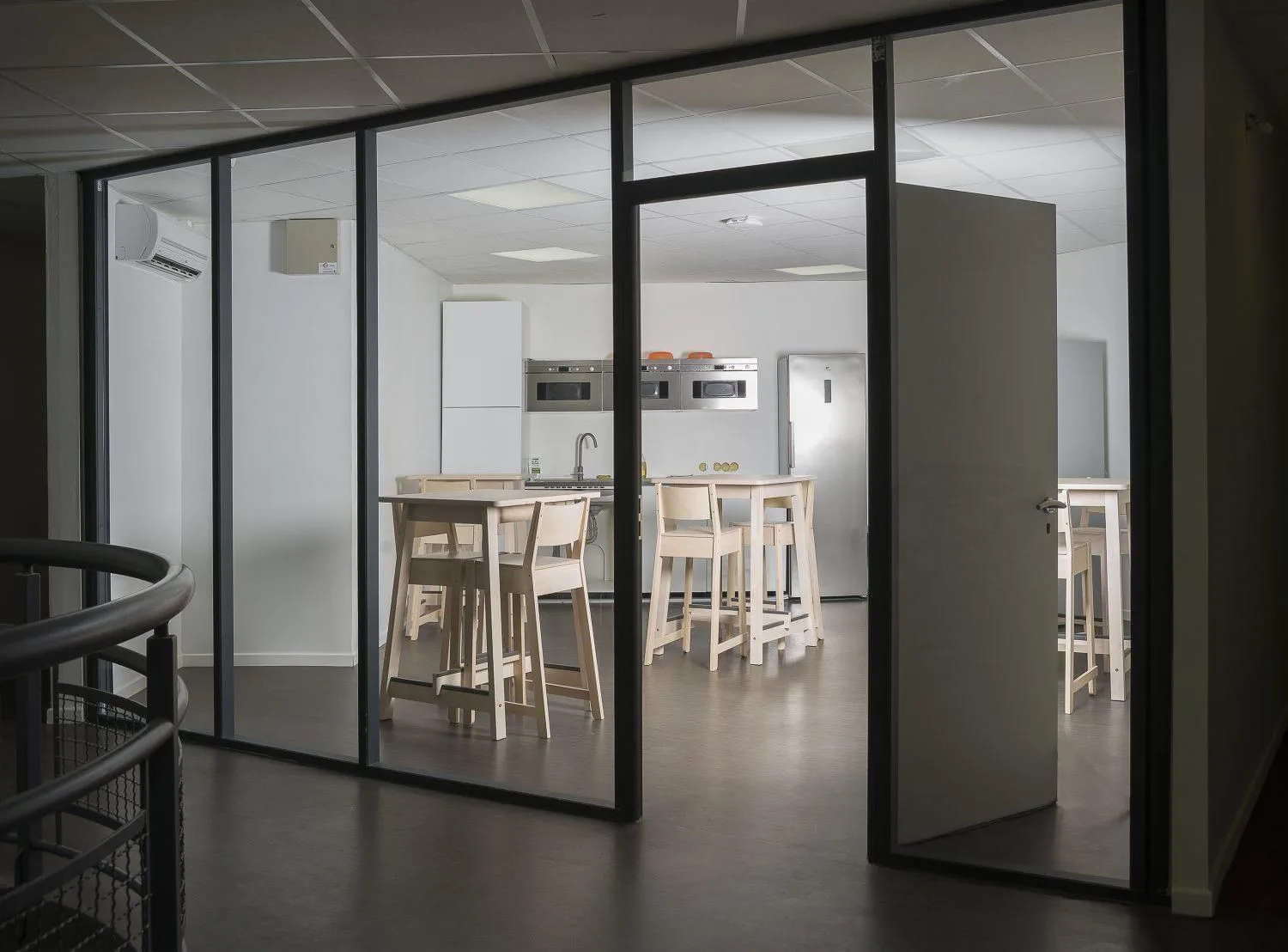 Elite Bureaux, Cuisine, Grenoble