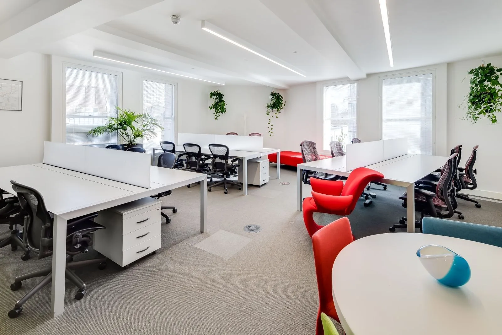 eOffice Mayfair, Open-plan office, London
