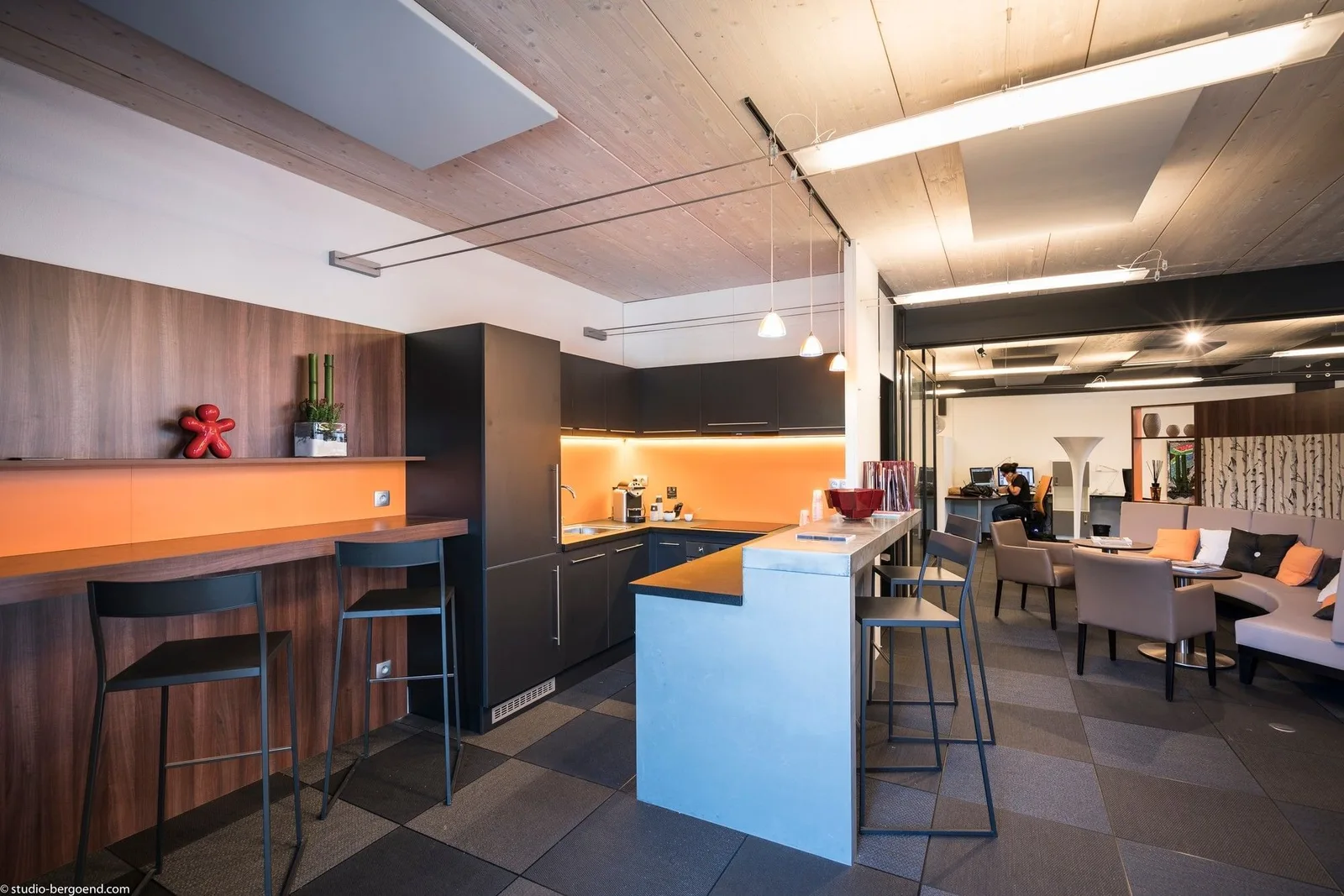 Espace 55, Cuisine, Poisy
