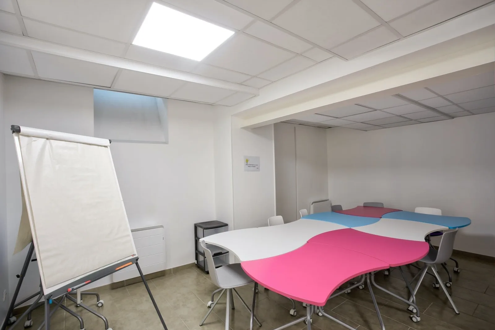 Espace Co 49, Meeting room for 8 people, Angers