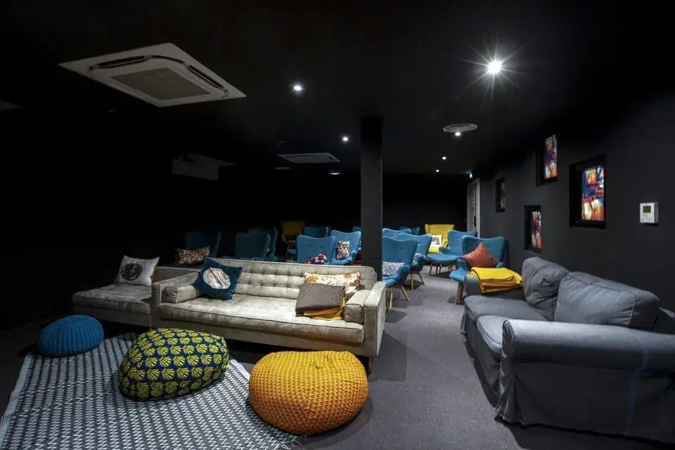 MOB HOTEL Paris Les Puces, ESPACE CO WORKING KOLKHOZITA, Saint-Ouen