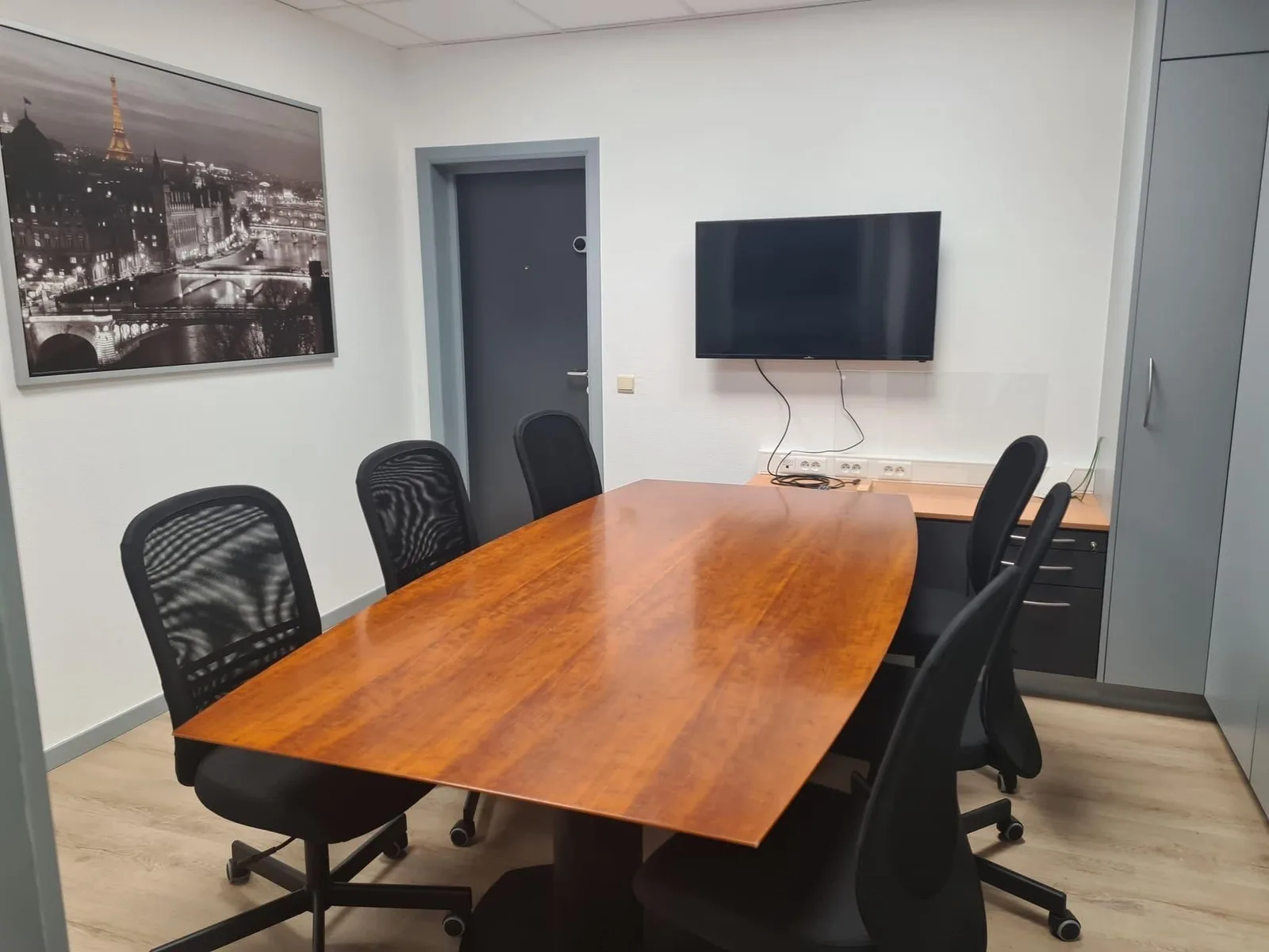 Espace Coworking Anderlues, Meeting room for 6 people, Anderlues